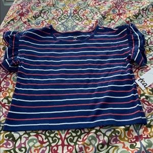 Red white blue Tea ruffle arm tee